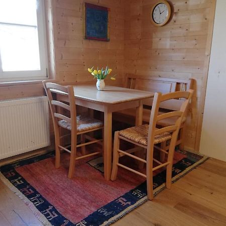 Gemuetliche Wohnung In Einfamilienhaus Alberschwende Luaran gambar