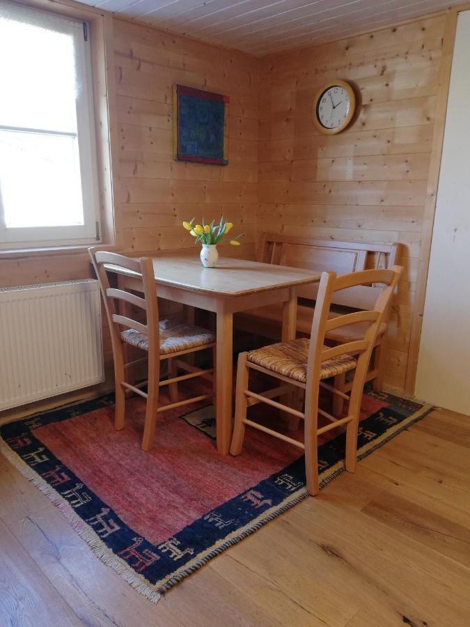 Gemuetliche Wohnung In Einfamilienhaus Alberschwende Luaran gambar